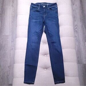 AEO American Eagle Next Level Stretch Jegging Womens 4 Medium Wash